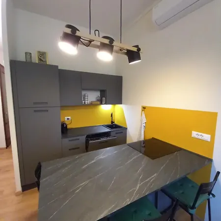 Casa Regina - Vicino A Porta Susa * Турин